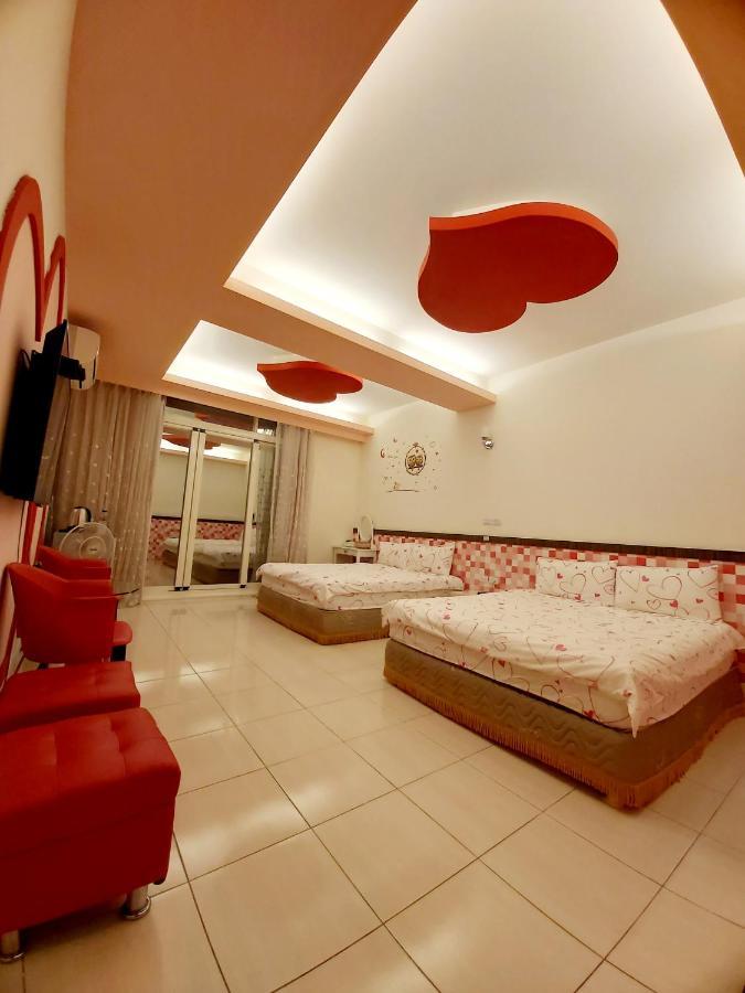 Happy Heart B&B Taitung ภายนอก รูปภาพ