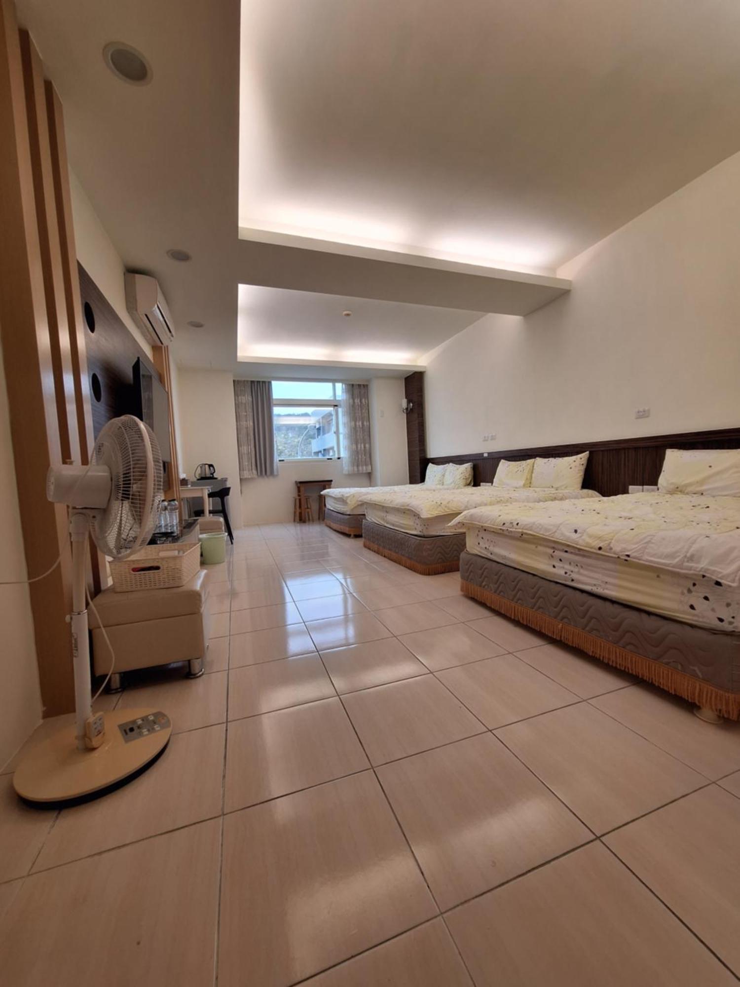 Happy Heart B&B Taitung ภายนอก รูปภาพ
