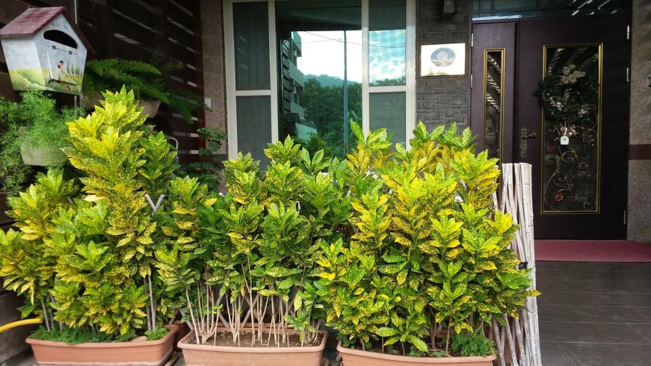 Happy Heart B&B Taitung ภายนอก รูปภาพ